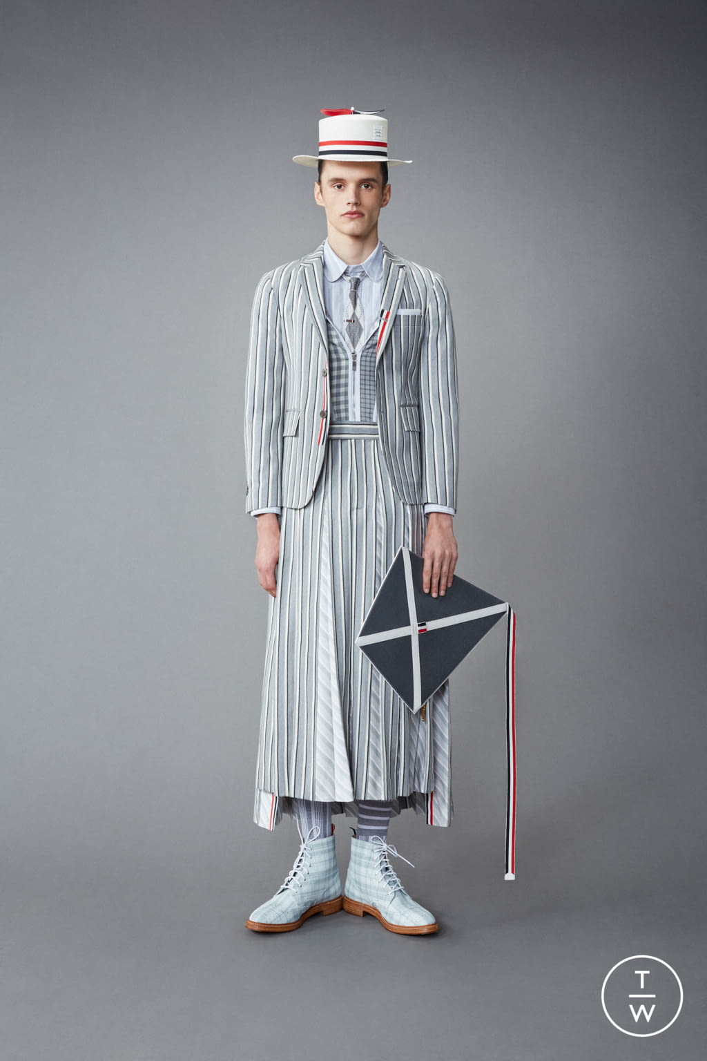 Fashion Week Paris Resort 2022 look 14 from the Thom Browne collection menswear
