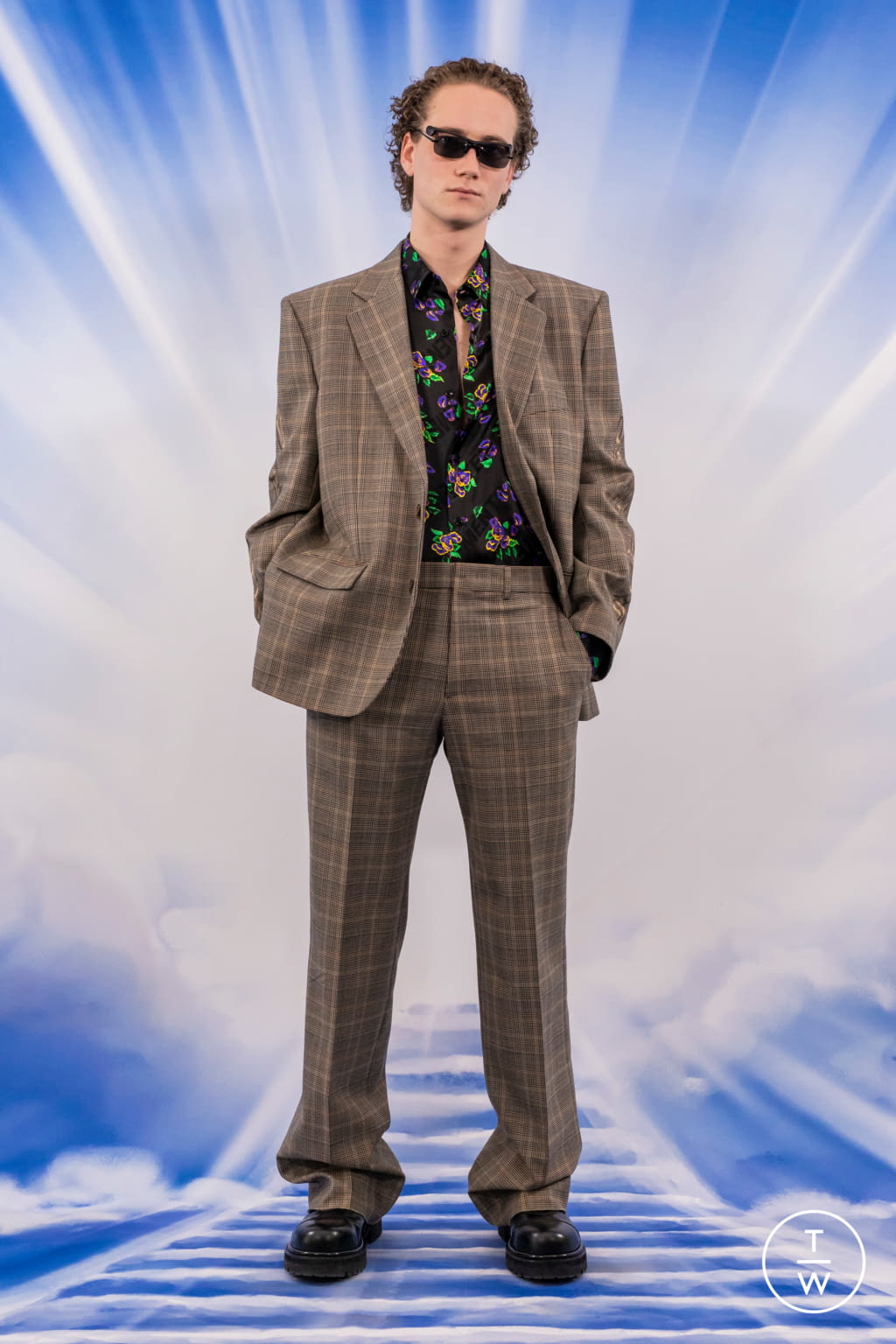 Fashion Week Paris Fall/Winter 2021 look 141 from the VETEMENTS collection menswear