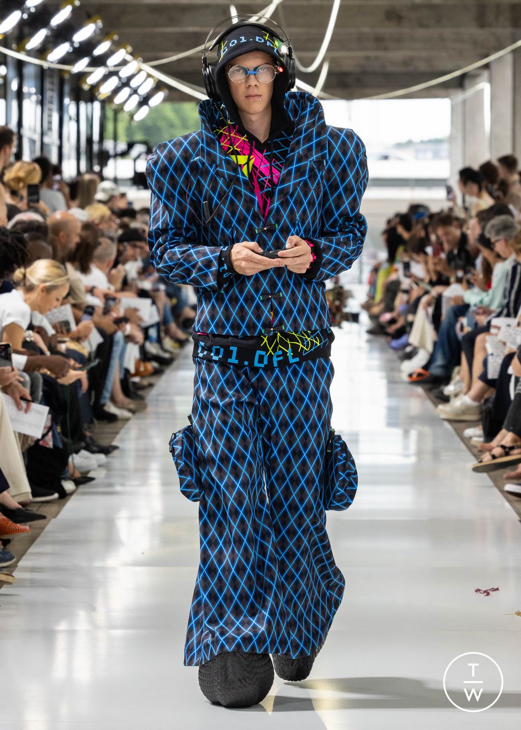 Fashion Week Paris Spring/Summer 2024 look 140 from the IFM PARIS collection menswear