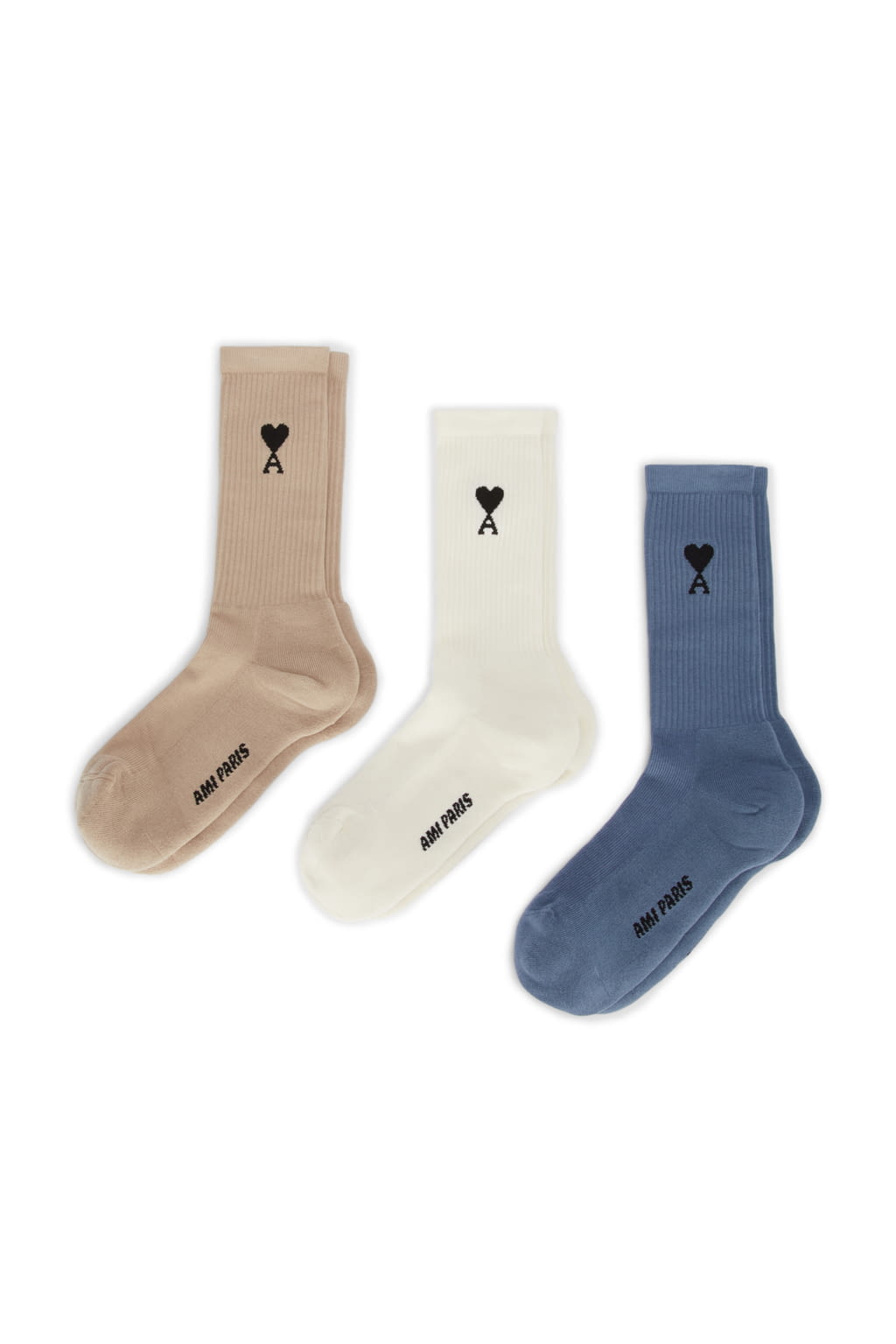 Fashion Week Paris Spring/Summer 2020 look 2 from the Ami collection 男装配饰