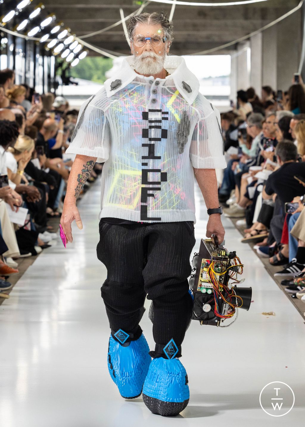 Fashion Week Paris Spring/Summer 2024 look 141 from the IFM PARIS collection menswear