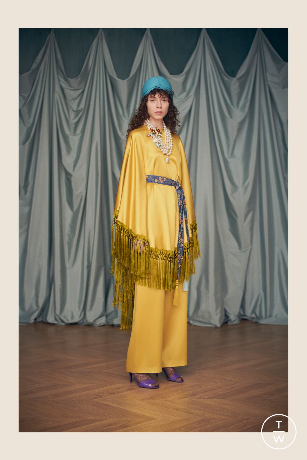 Fashion Week Paris Resort 2025 look 141 from the Valentino collection womenswear