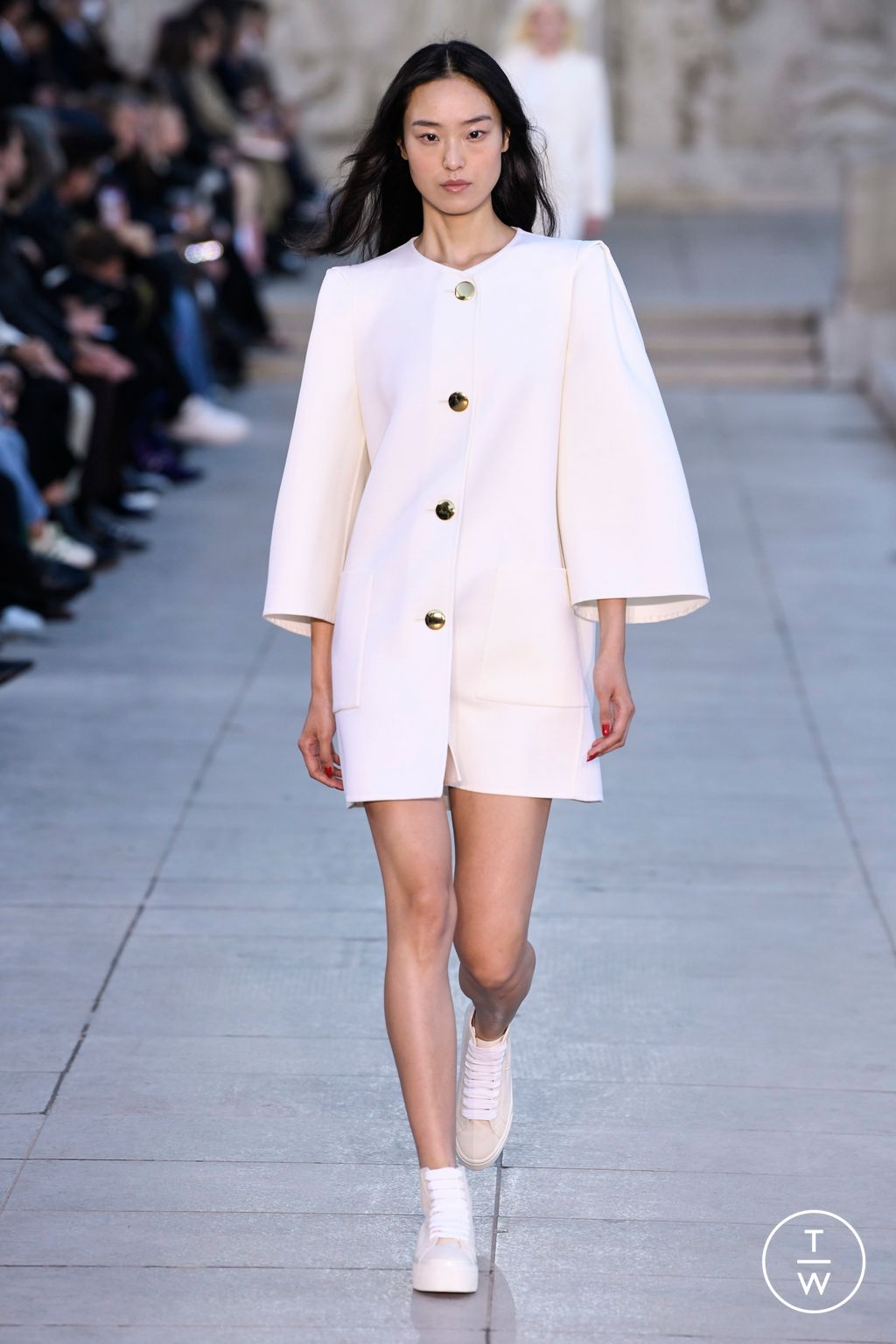 Fashion Week Paris Spring/Summer 2023 look 24 from the Akris collection womenswear