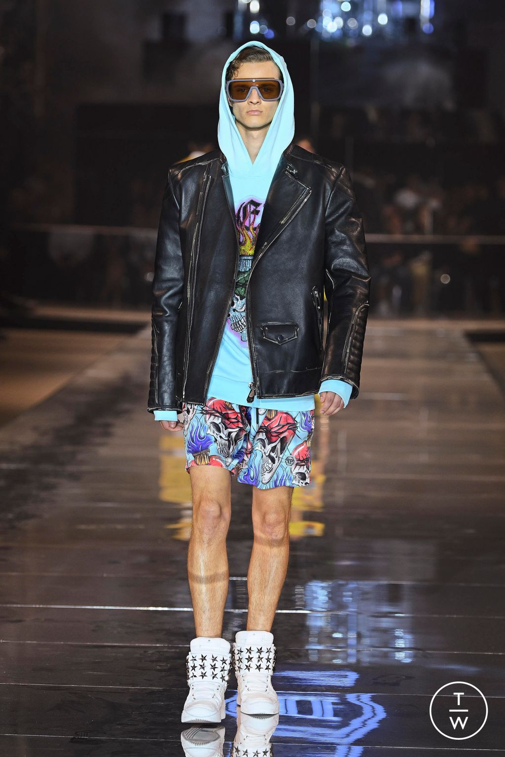 Fashion Week Milan Spring/Summer 2023 look 60 from the Philipp Plein collection 女装