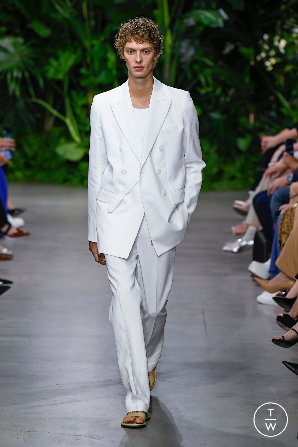 Fashion Week New York Spring/Summer 2023 look 43 de la collection Michael Kors Collection womenswear