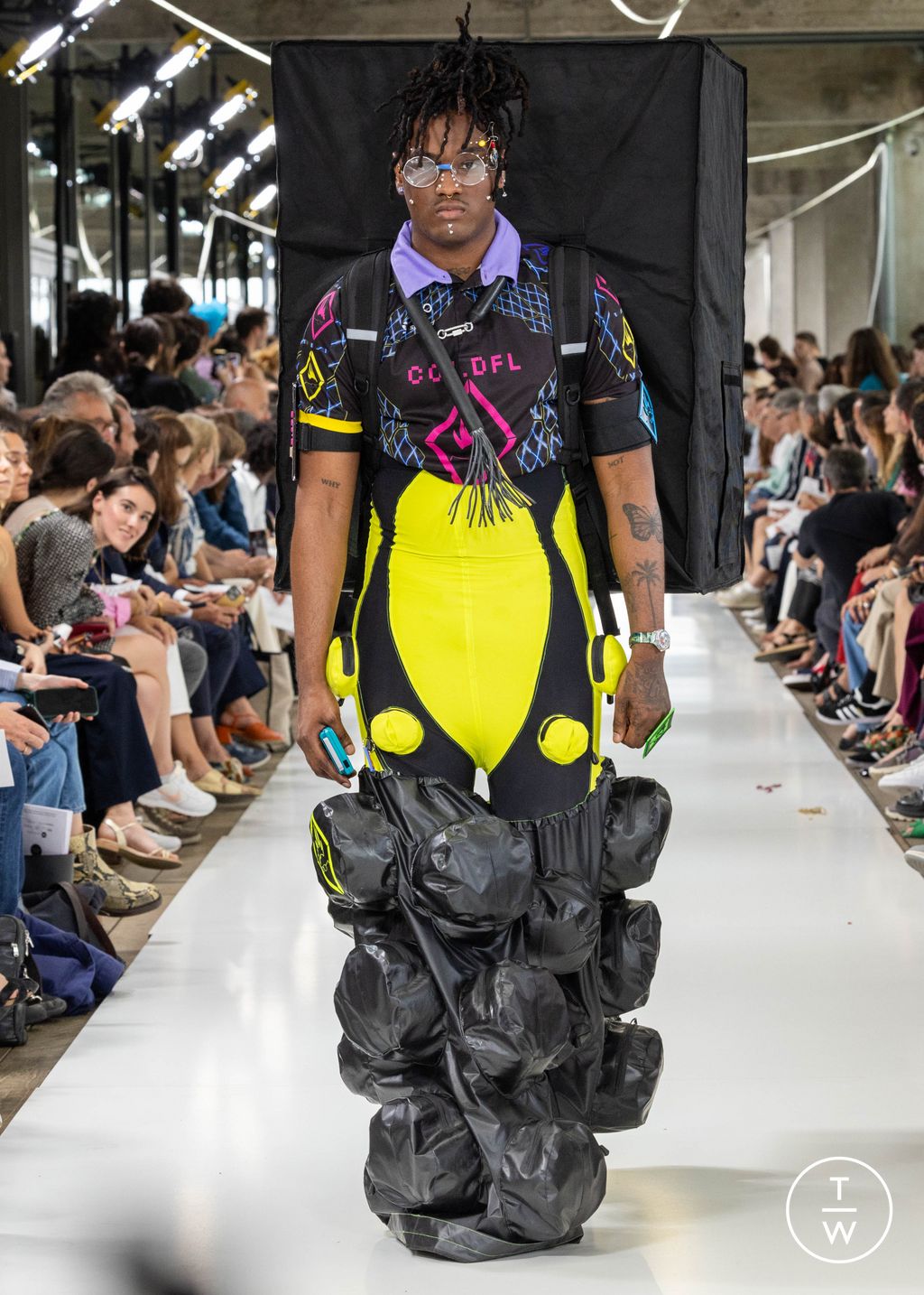 Fashion Week Paris Spring/Summer 2024 look 144 from the IFM PARIS collection menswear