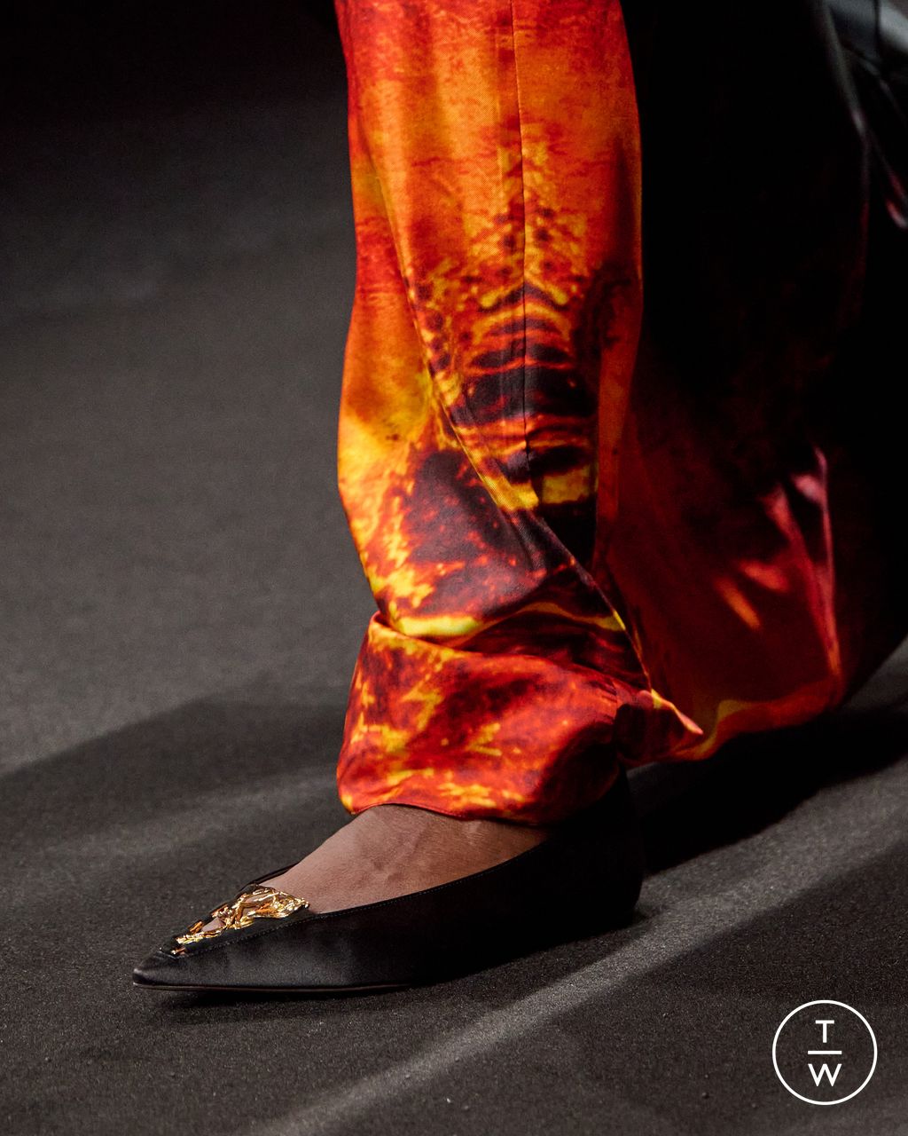 Fashion Week Milan Fall/Winter 2025 look 70 from the Roberto Cavalli collection womenswear accessories