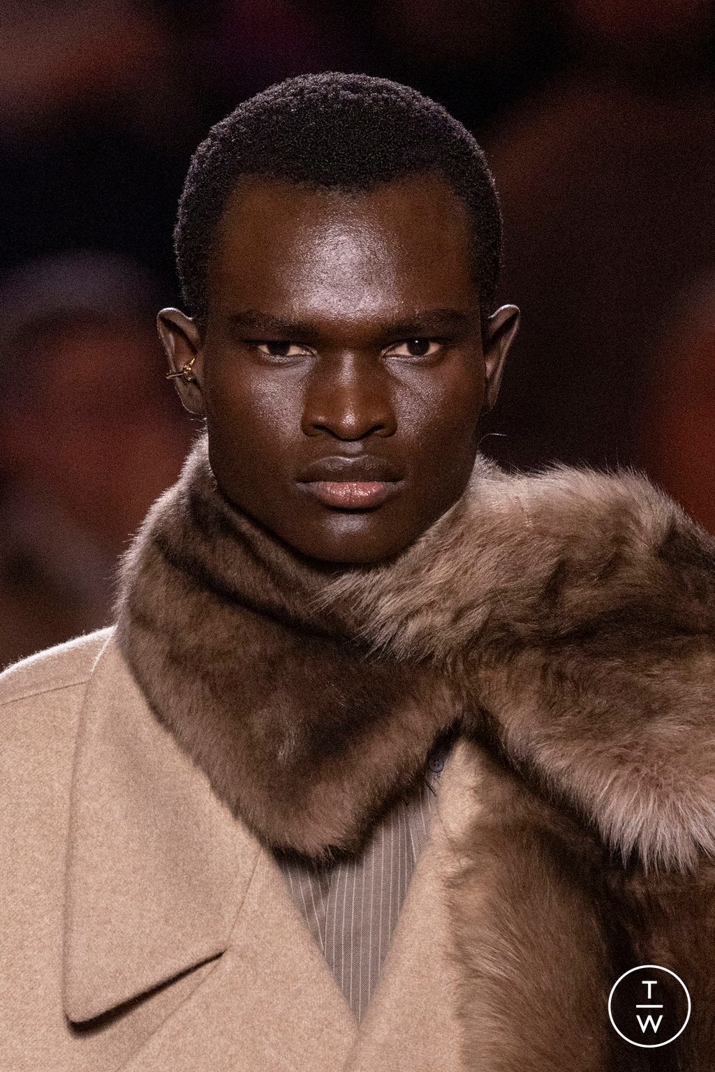 Fashion Week Milan Fall/Winter 2025 look 41 from the Fendi collection 女装配饰