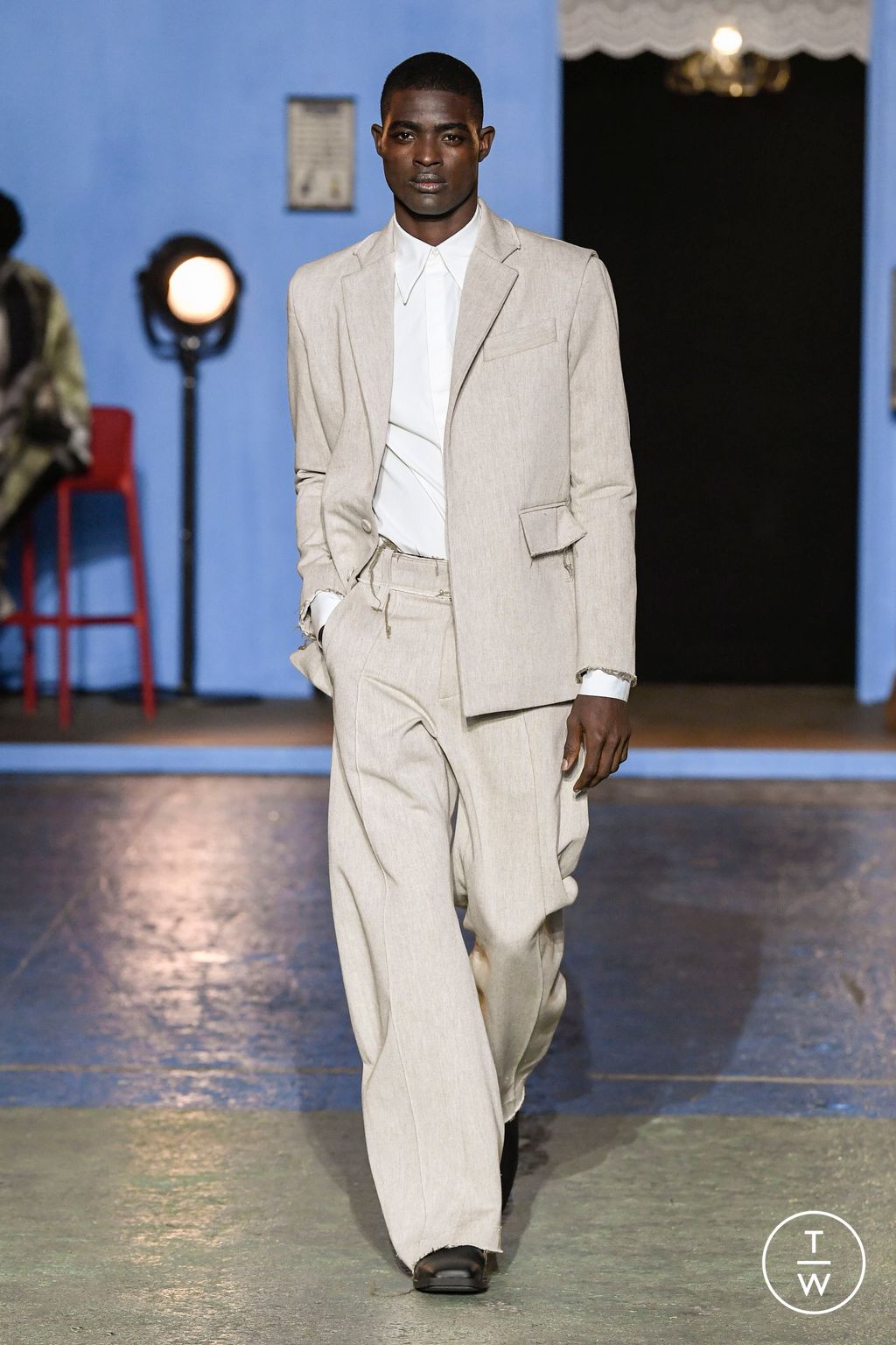 Fashion Week Paris Fall/Winter 2023 look 15 from the Bianca Saunders collection menswear