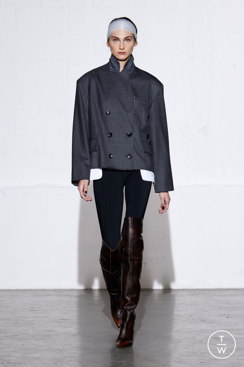 Fashion Week New York Fall/Winter 2024 look 14 from the Tibi collection womenswear