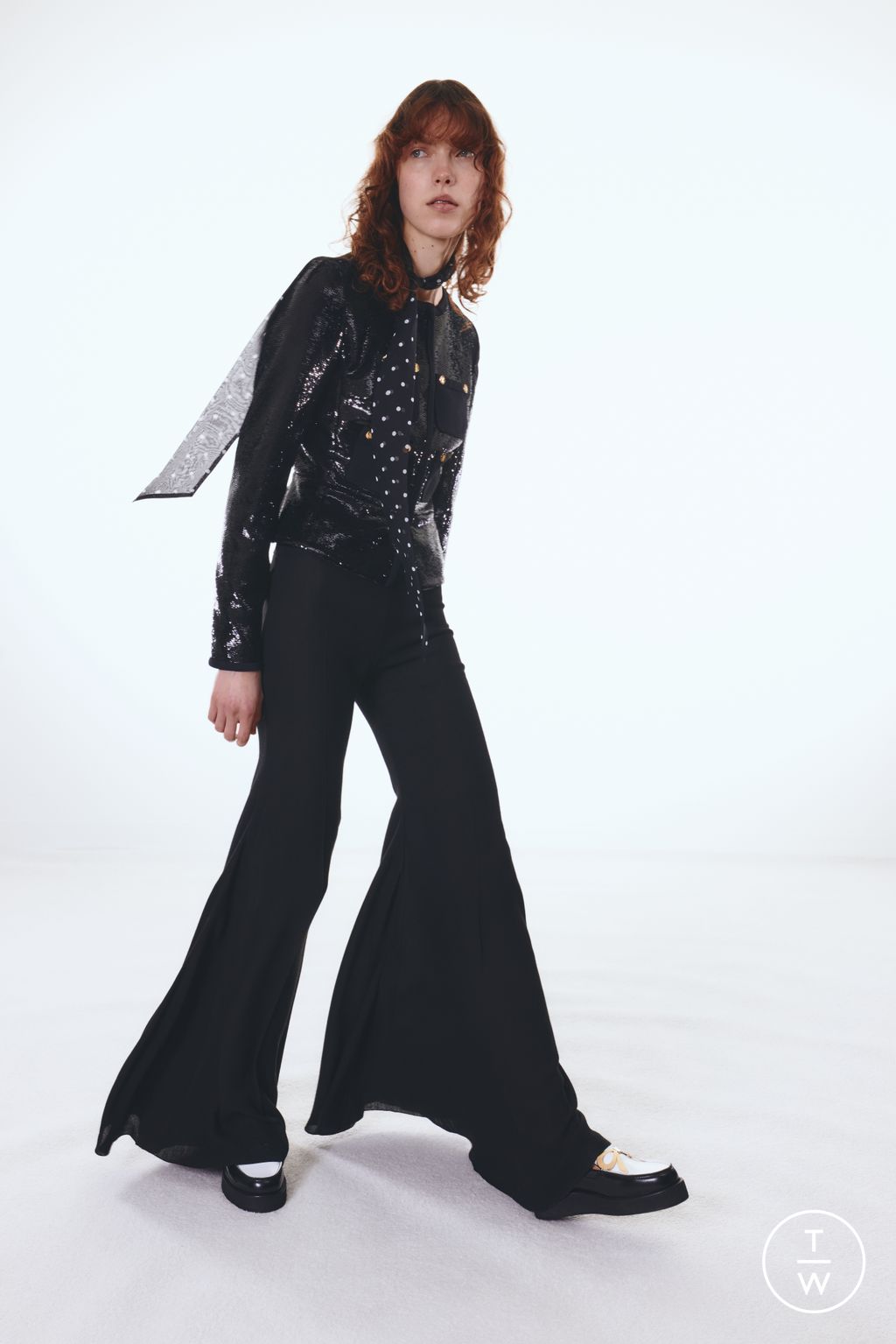 Fashion Week Paris Pre-Fall 2025 look 14 from the Giambattista Valli collection womenswear