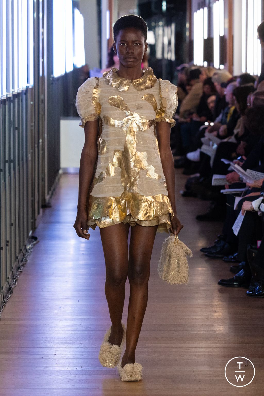 Fashion Week Paris Fall/Winter 2024 look 78 de la collection IFM PARIS womenswear