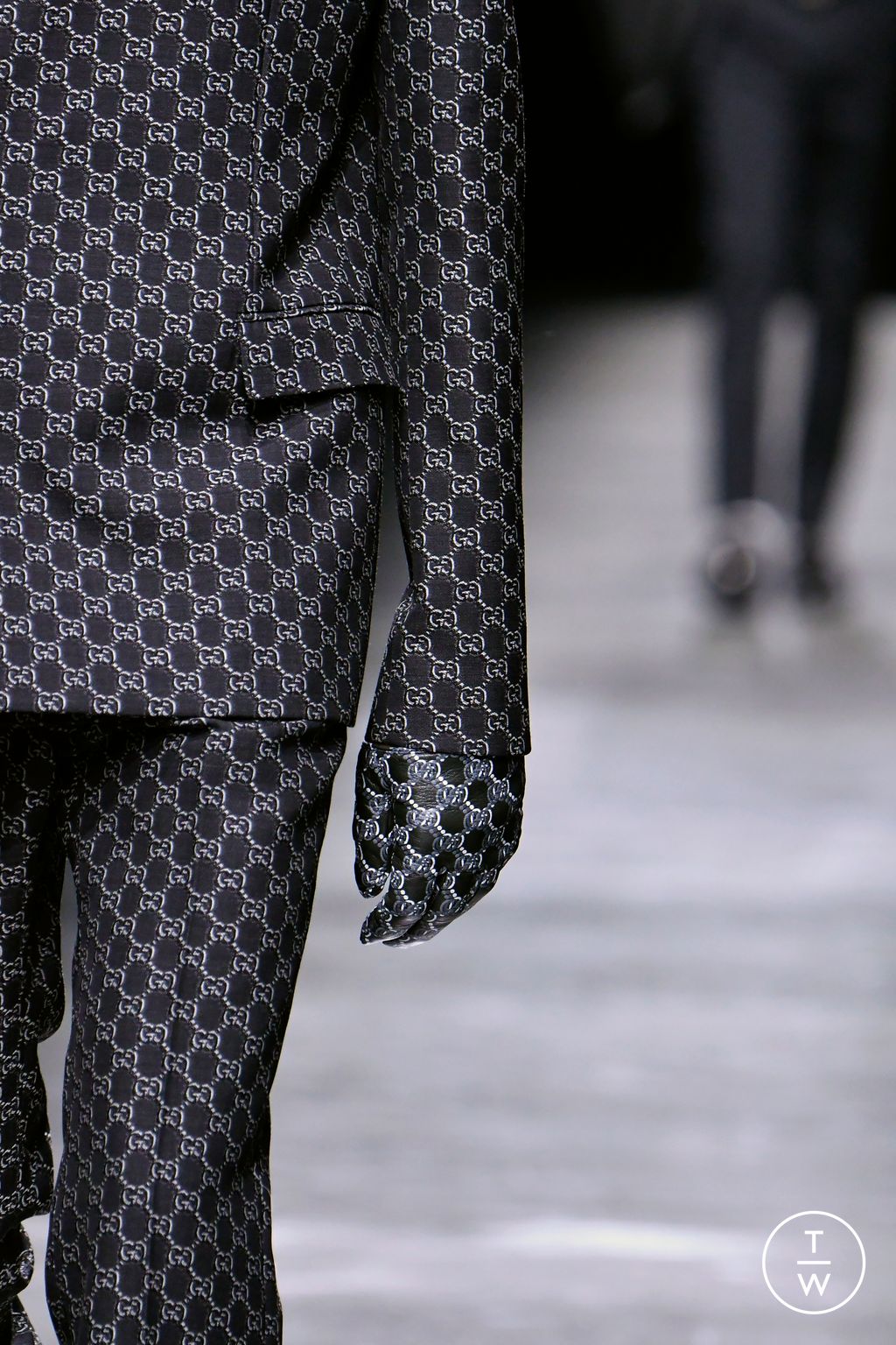 Fashion Week Milan Fall/Winter 2024 look 40 de la collection Gucci menswear accessories