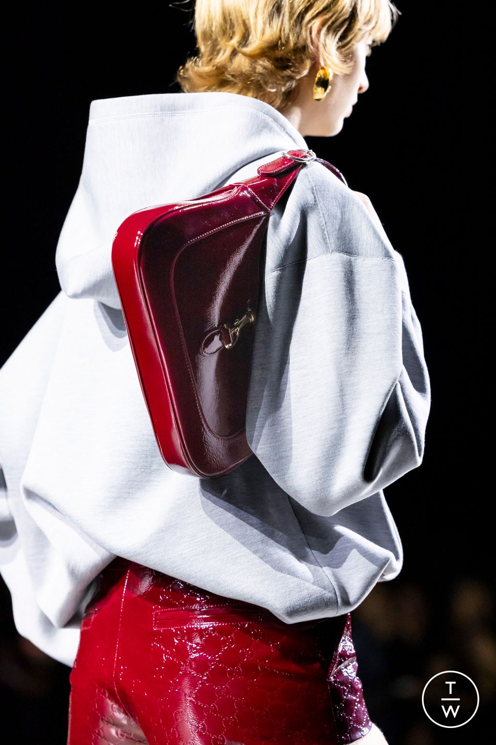 Fashion Week Milan Spring/Summer 2024 look 12 de la collection Gucci womenswear accessories