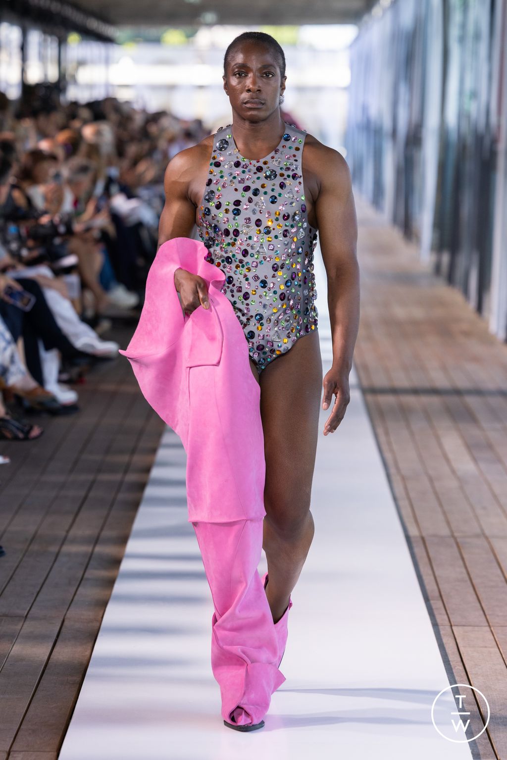 Fashion Week Paris Spring/Summer 2026 look 43 from the IFM PARIS collection menswear