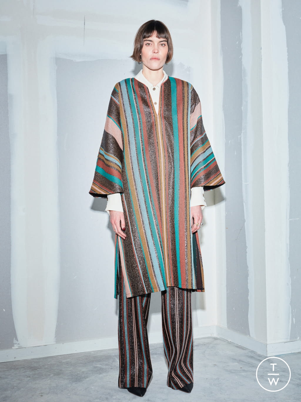 Fashion Week Paris Fall/Winter 2021 look 15 from the Benjamin Benmoyal collection womenswear