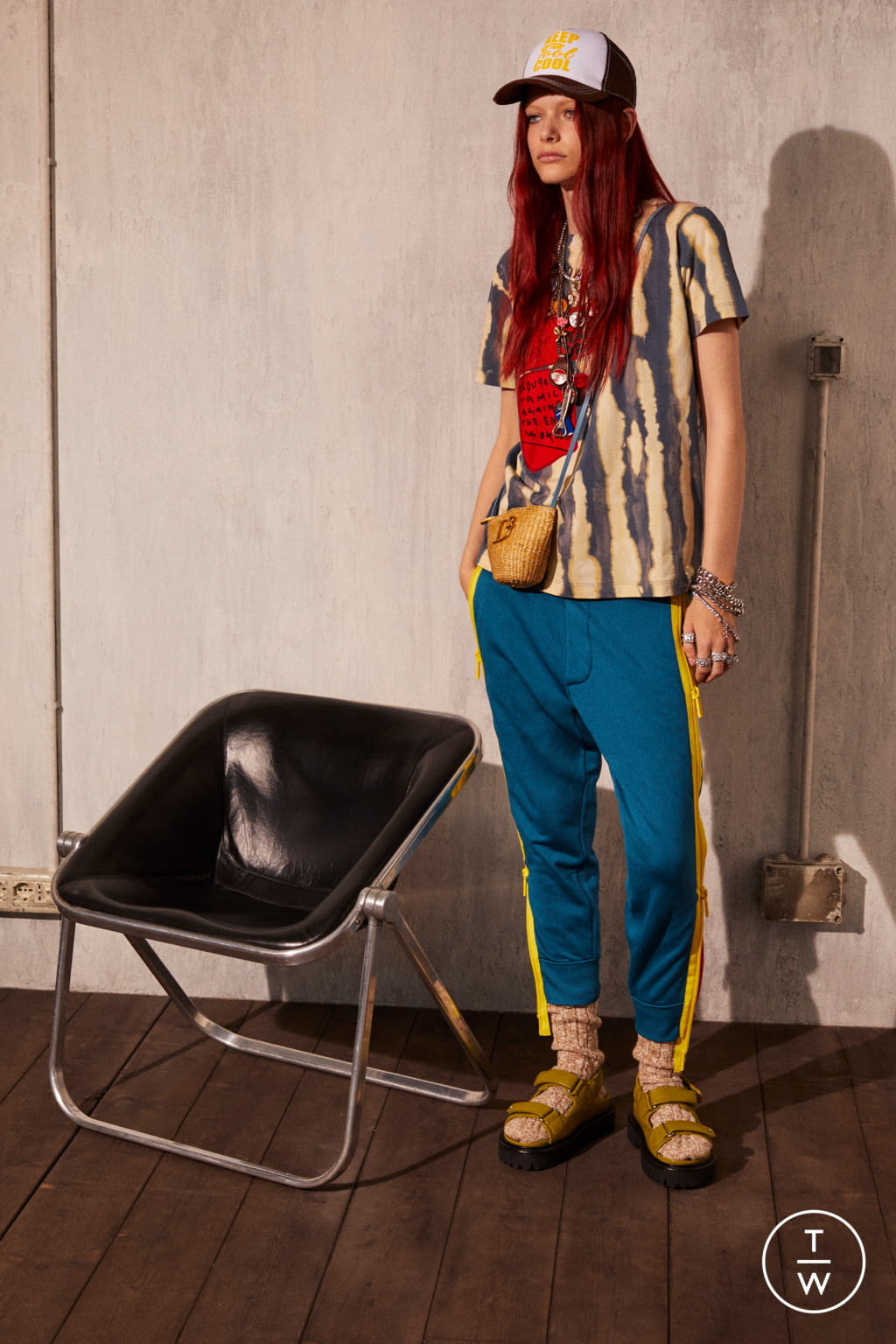 Fashion Week Milan Resort 2022 look 15 from the Dsquared2 collection womenswear