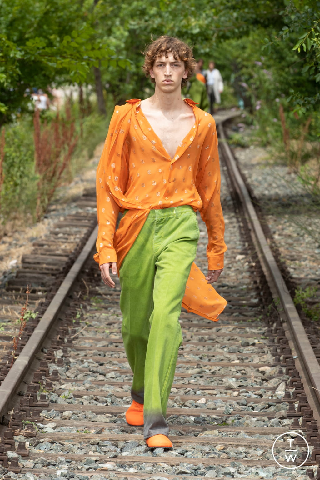 Fashion Week Milan Spring/Summer 2022 look 15 de la collection Etro menswear