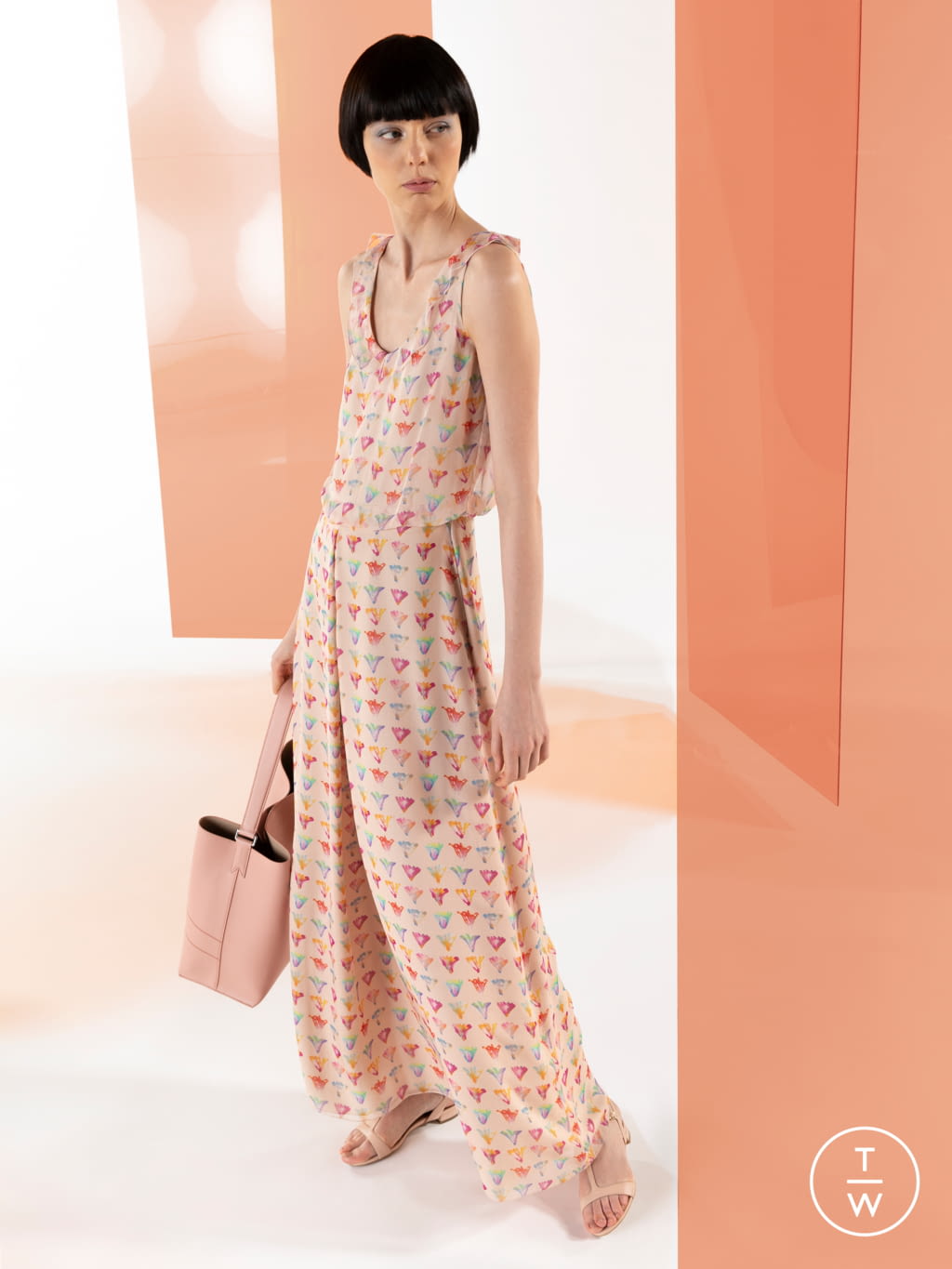 Fashion Week Milan Resort 2020 look 14 de la collection Emporio Armani womenswear
