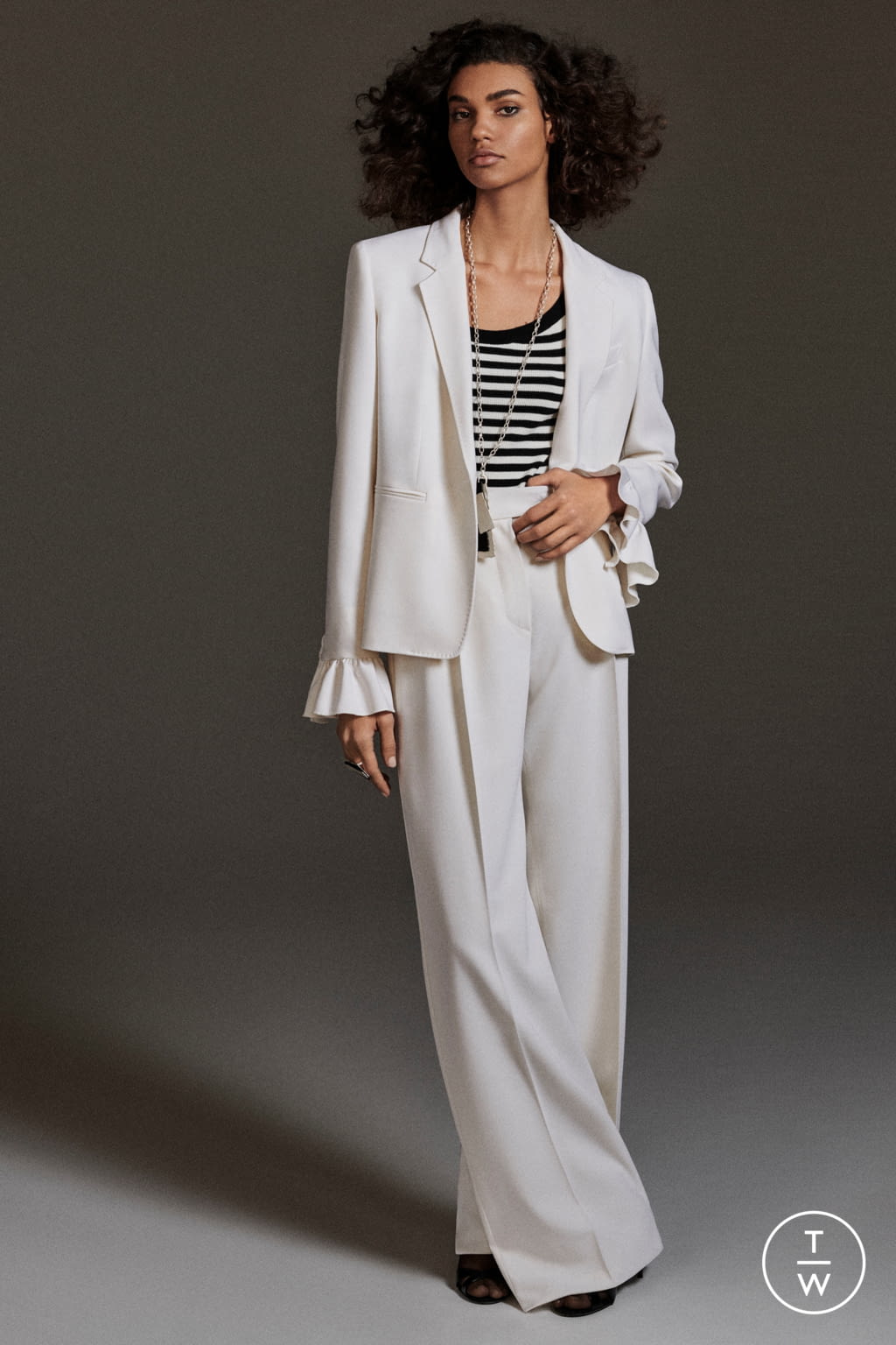 Fashion Week Milan Pre-Fall 2020 look 15 from the Max Mara collection 女装
