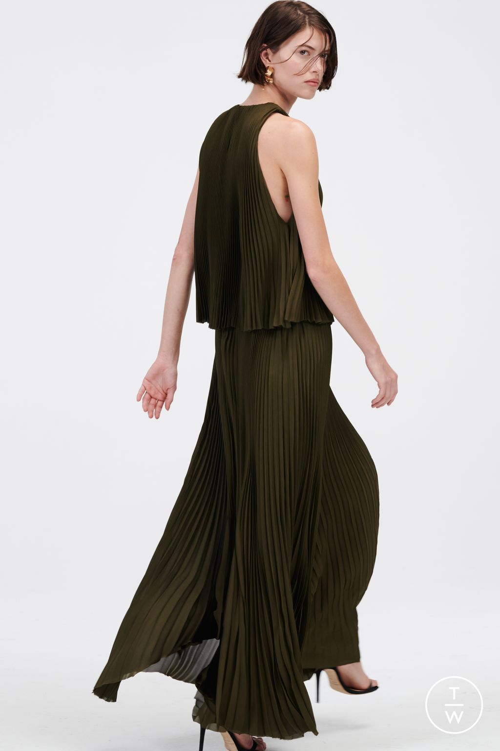 Fashion Week New York Pre-Fall 2024 look 15 from the Brandon Maxwell collection womenswear
