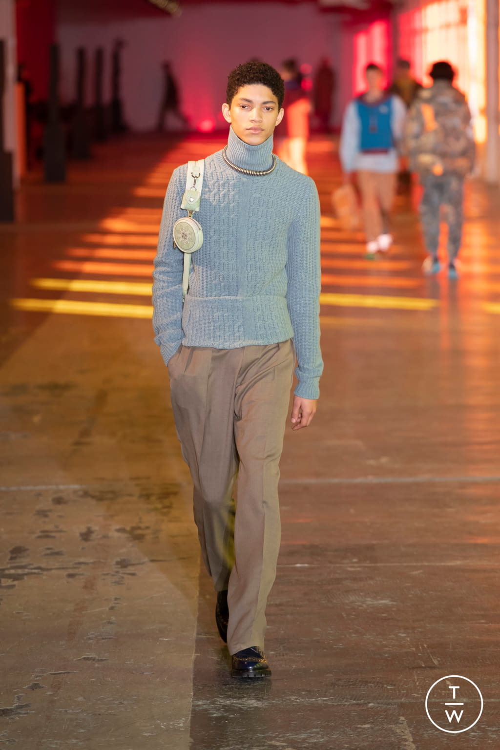 Fashion Week Milan Fall/Winter 2021 look 15 de la collection Etro menswear
