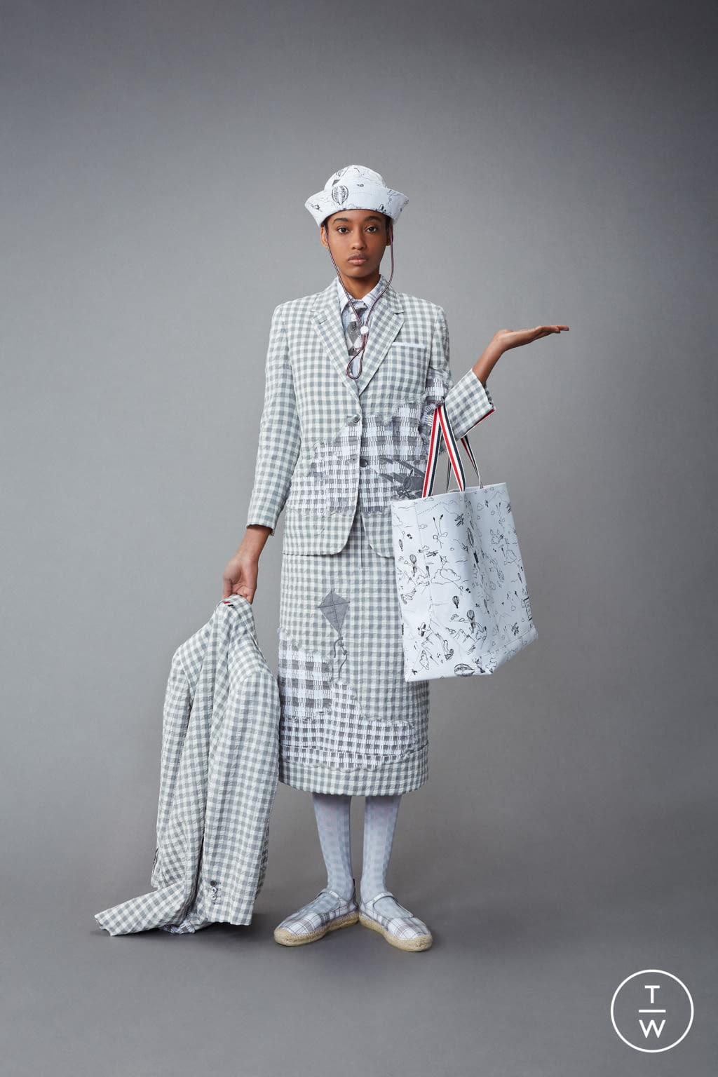 Fashion Week Paris Resort 2022 look 15 from the Thom Browne collection womenswear
