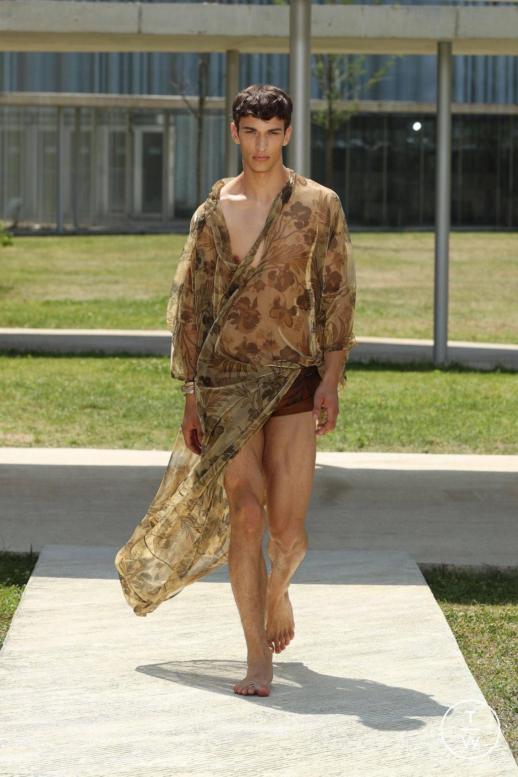 Fashion Week Milan Spring/Summer 2023 look 15 from the Etro collection 男装