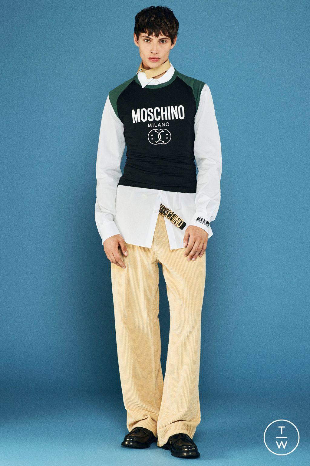 Fashion Week Milan Resort 2024 look 15 from the Moschino collection menswear