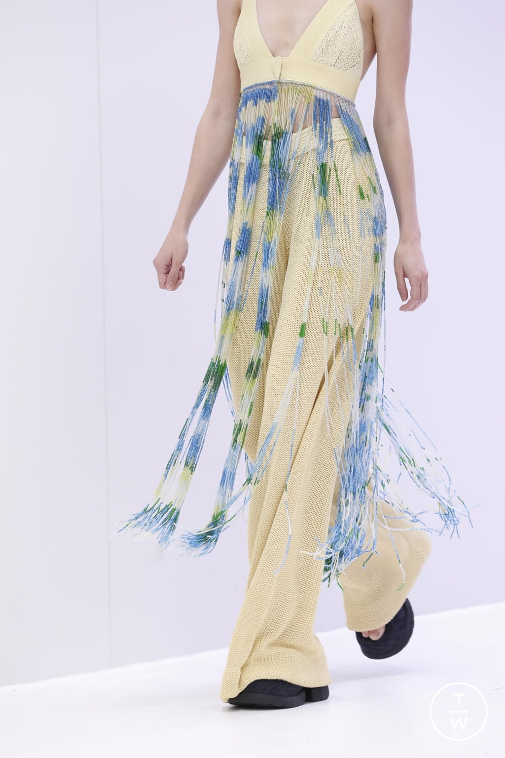 Fashion Week Milan Spring/Summer 2022 look 14 de la collection Sunnei womenswear accessories