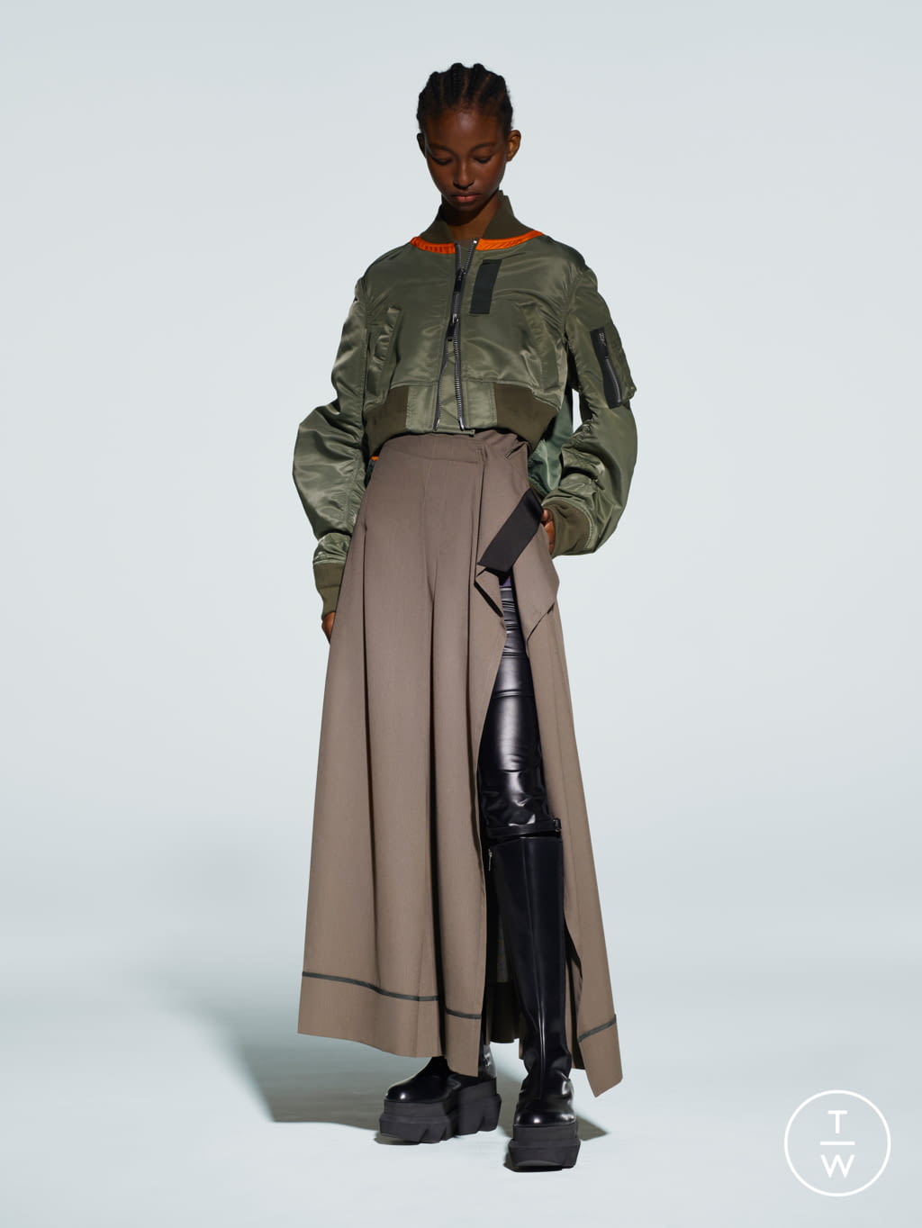 Fashion Week Paris Pre-Fall 2021 look 15 from the Sacai collection 女装