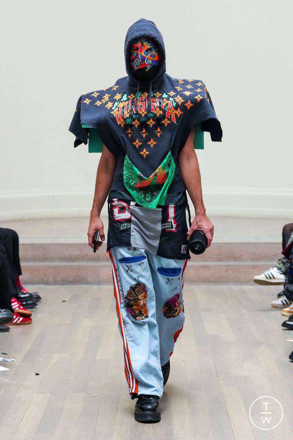 Fashion Week London Fall/Winter 2023 look 15 from the NOKI collection 女装
