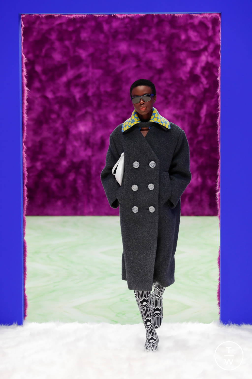 Fashion Week Milan Fall/Winter 2021 look 15 from the Prada collection 女装