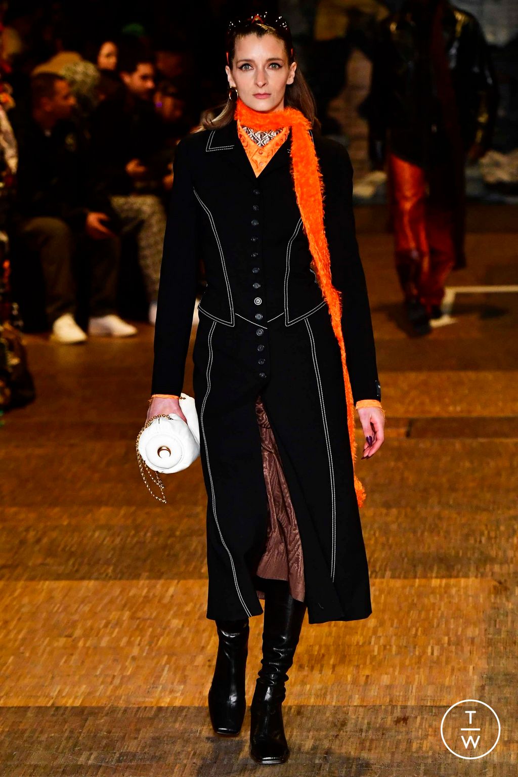 Fashion Week Paris Fall/Winter 2023 look 34 from the Marine Serre collection 男装