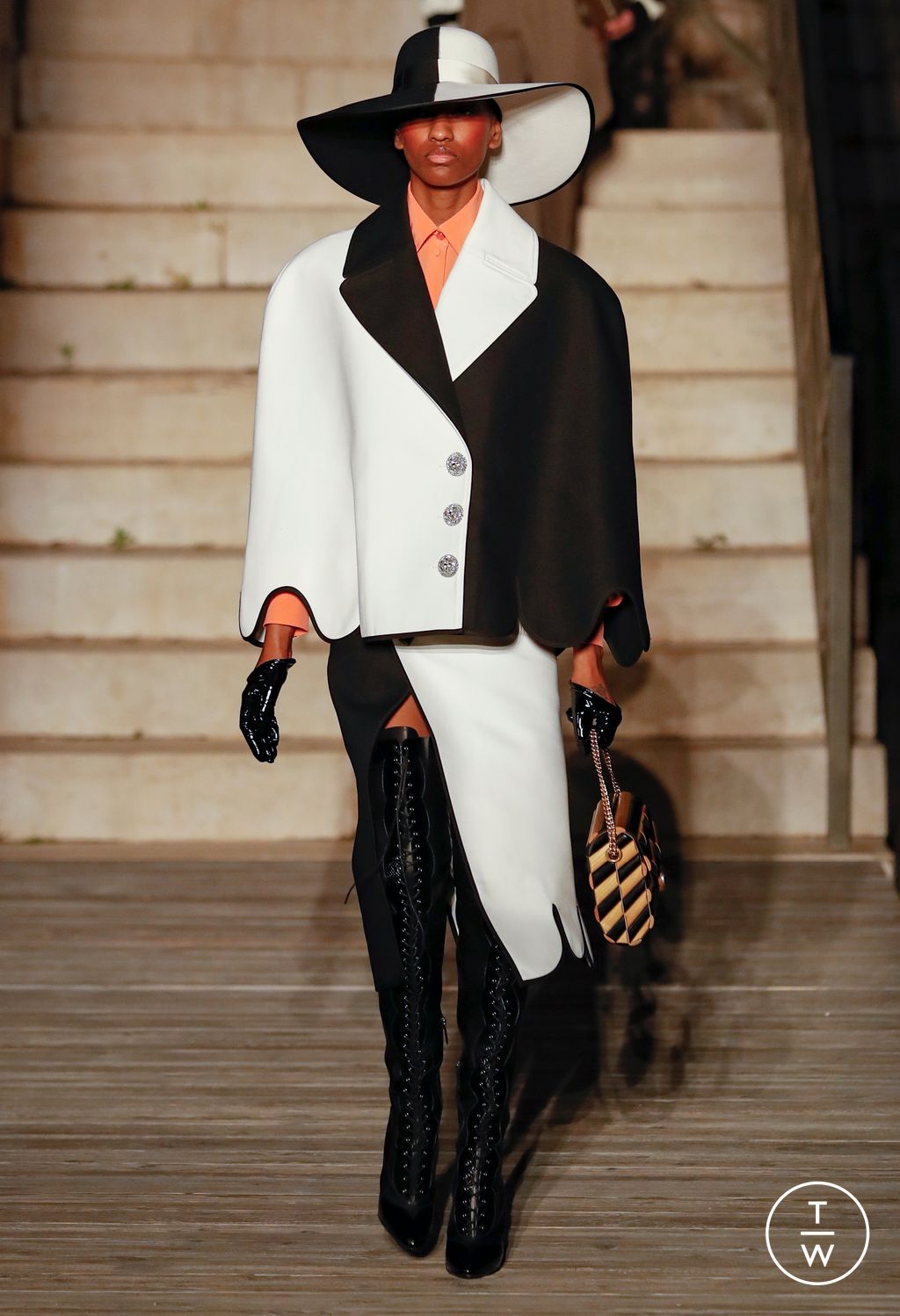Fashion Week Milan Resort 2023 look 49 de la collection Gucci womenswear