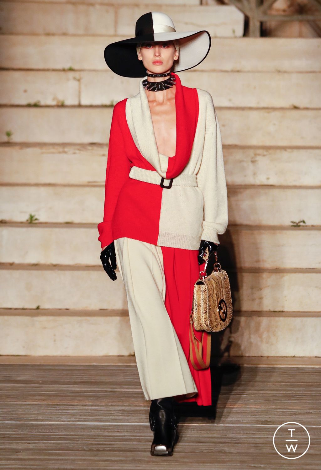 Fashion Week Milan Resort 2023 look 6 from the Gucci collection womenswear