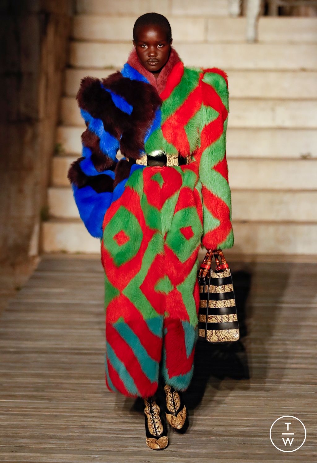 Fashion Week Milan Resort 2023 look 90 from the Gucci collection womenswear