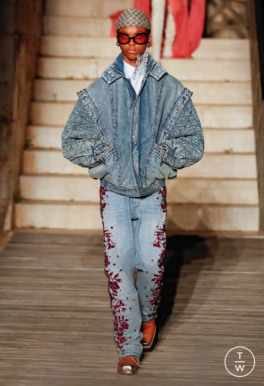 Fashion Week Milan Resort 2023 look 97 from the Gucci collection womenswear