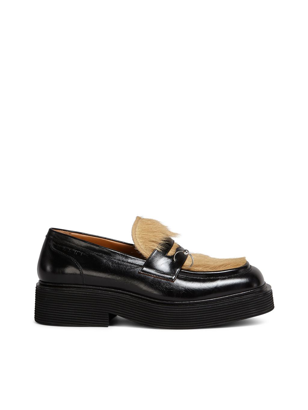 Fashion Week Milan Spring/Summer 2023 look 43 from the Marni collection menswear accessories