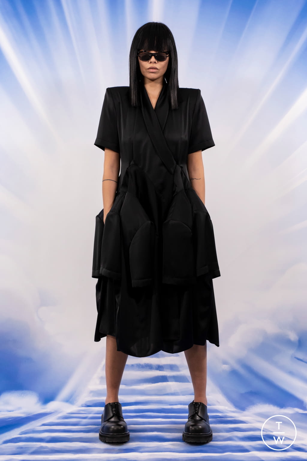 Fashion Week Paris Fall/Winter 2021 look 153 from the VETEMENTS collection 男装