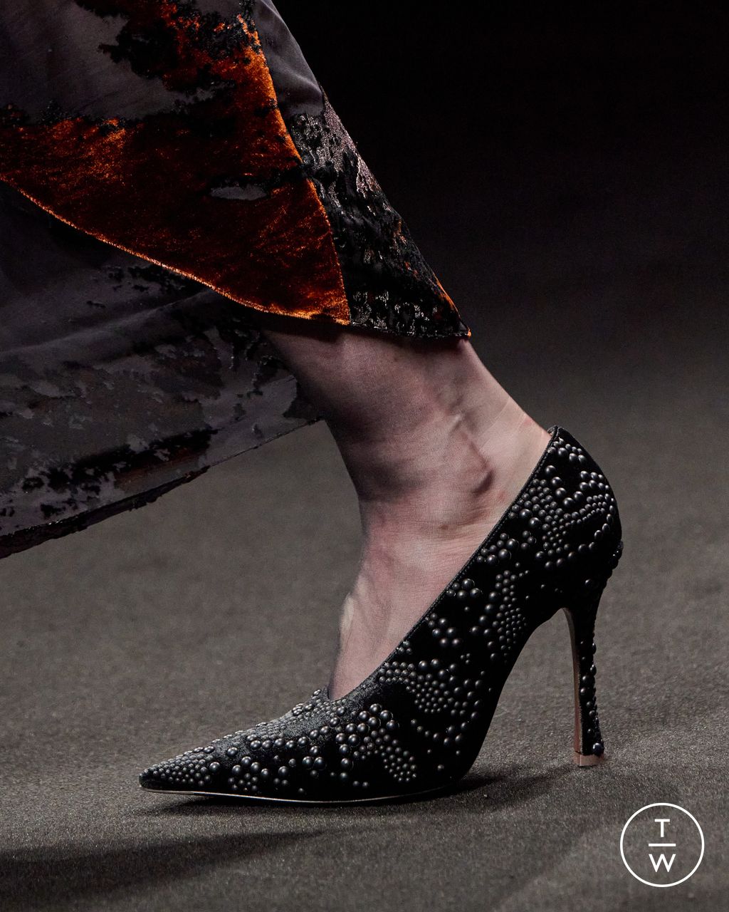 Fashion Week Milan Fall/Winter 2025 look 73 from the Roberto Cavalli collection womenswear accessories