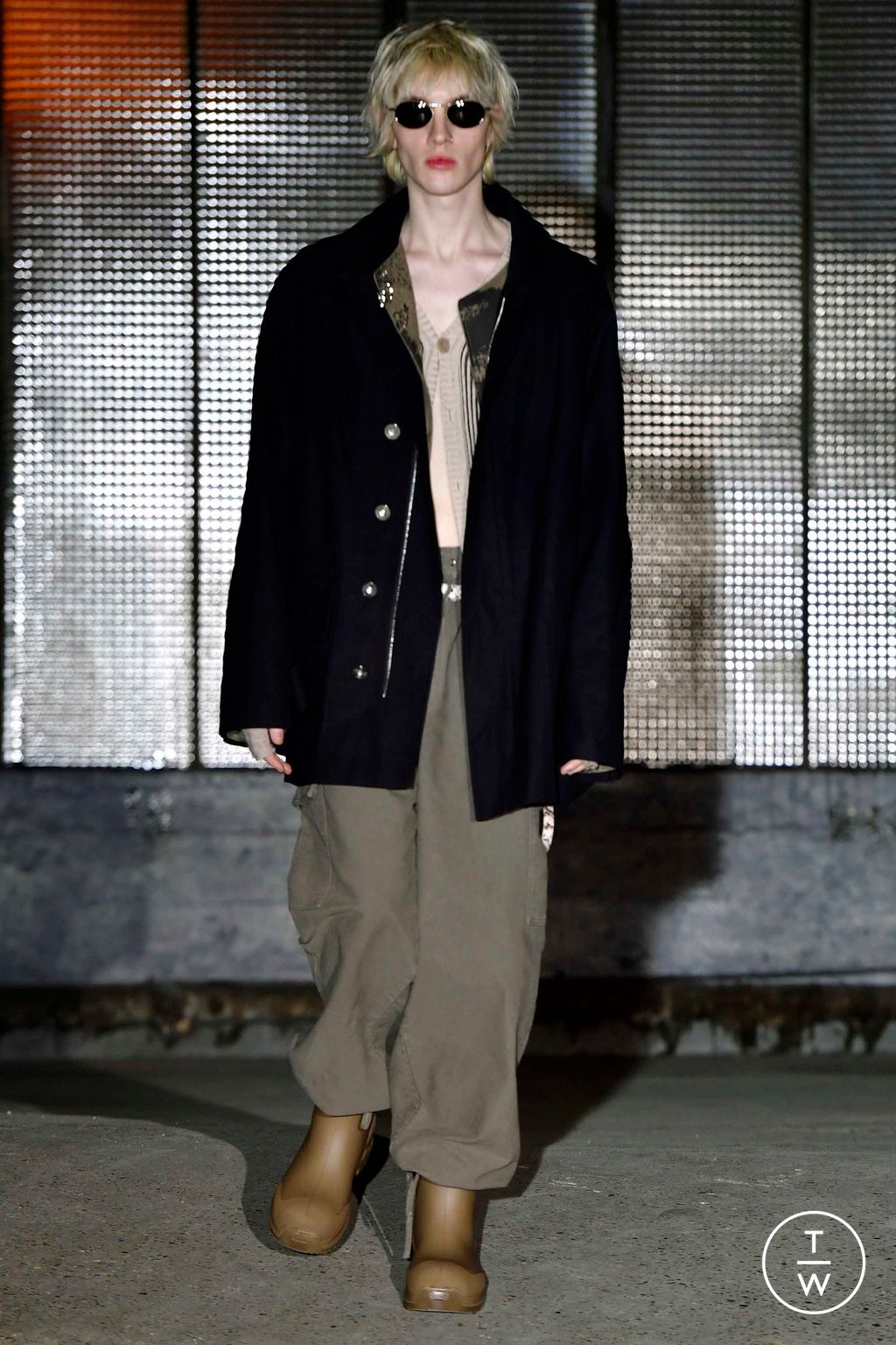 Fashion Week Paris Fall/Winter 2023 look 11 from the Études collection menswear
