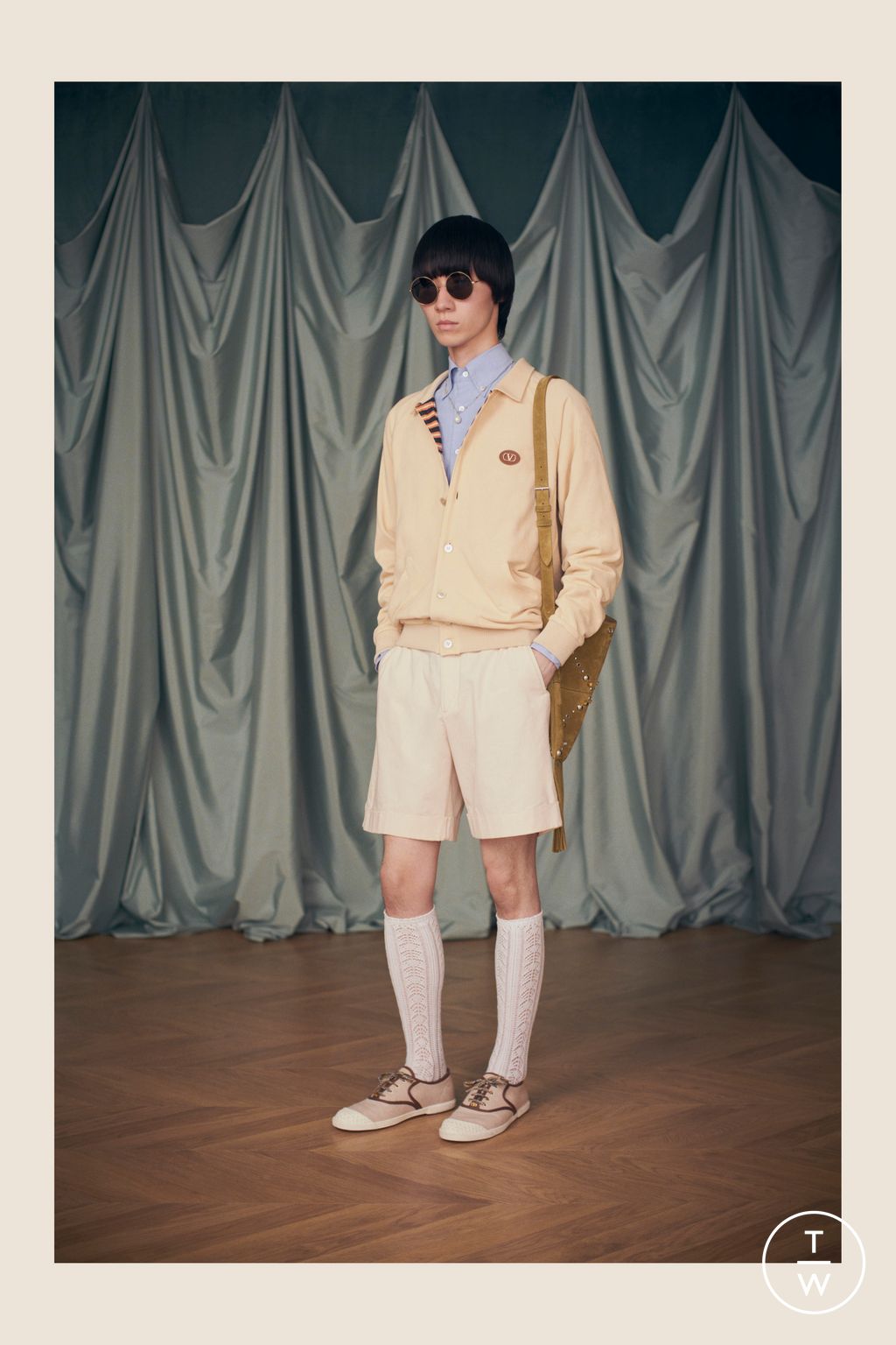 Fashion Week Paris Resort 2025 look 156 from the Valentino collection 女装