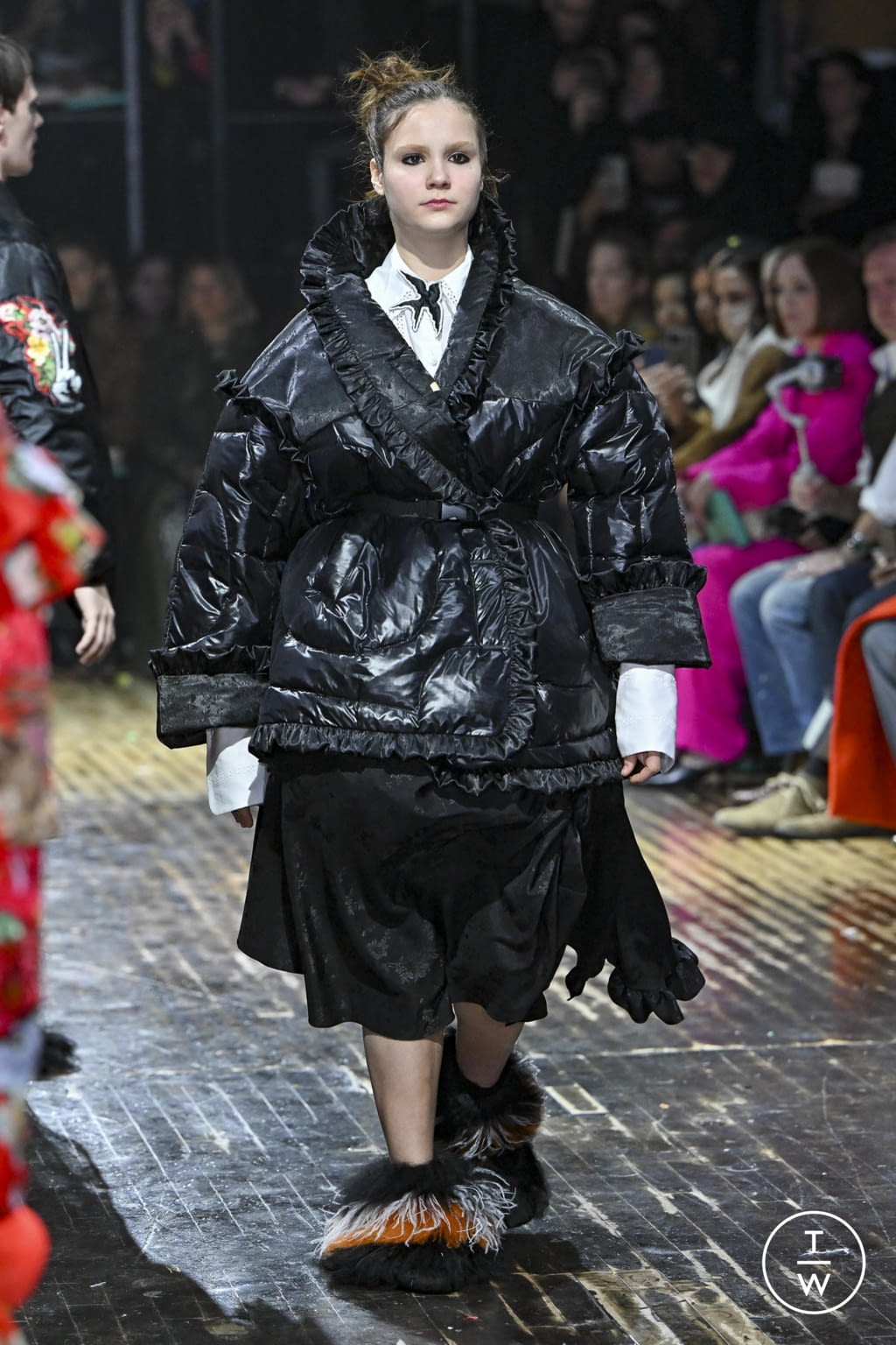 Fashion Week London Fall/Winter 2022 look 33 from the Preen by Thornton Bregazzi collection 女装