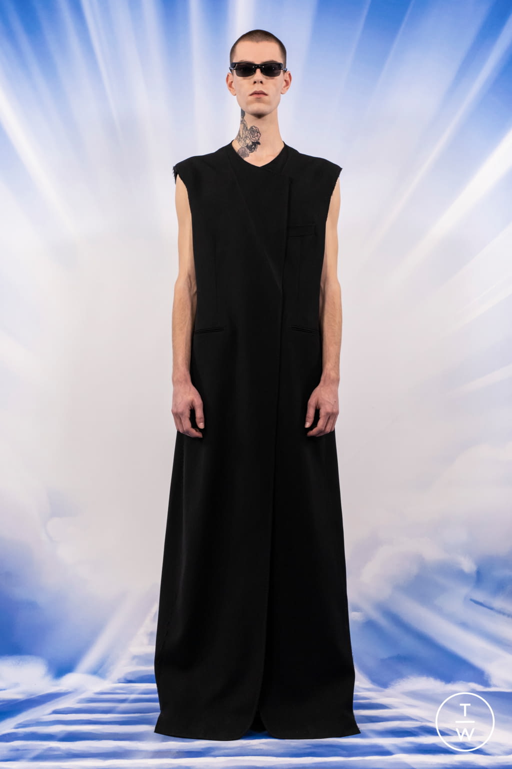 Fashion Week Paris Fall/Winter 2021 look 159 from the VETEMENTS collection 男装