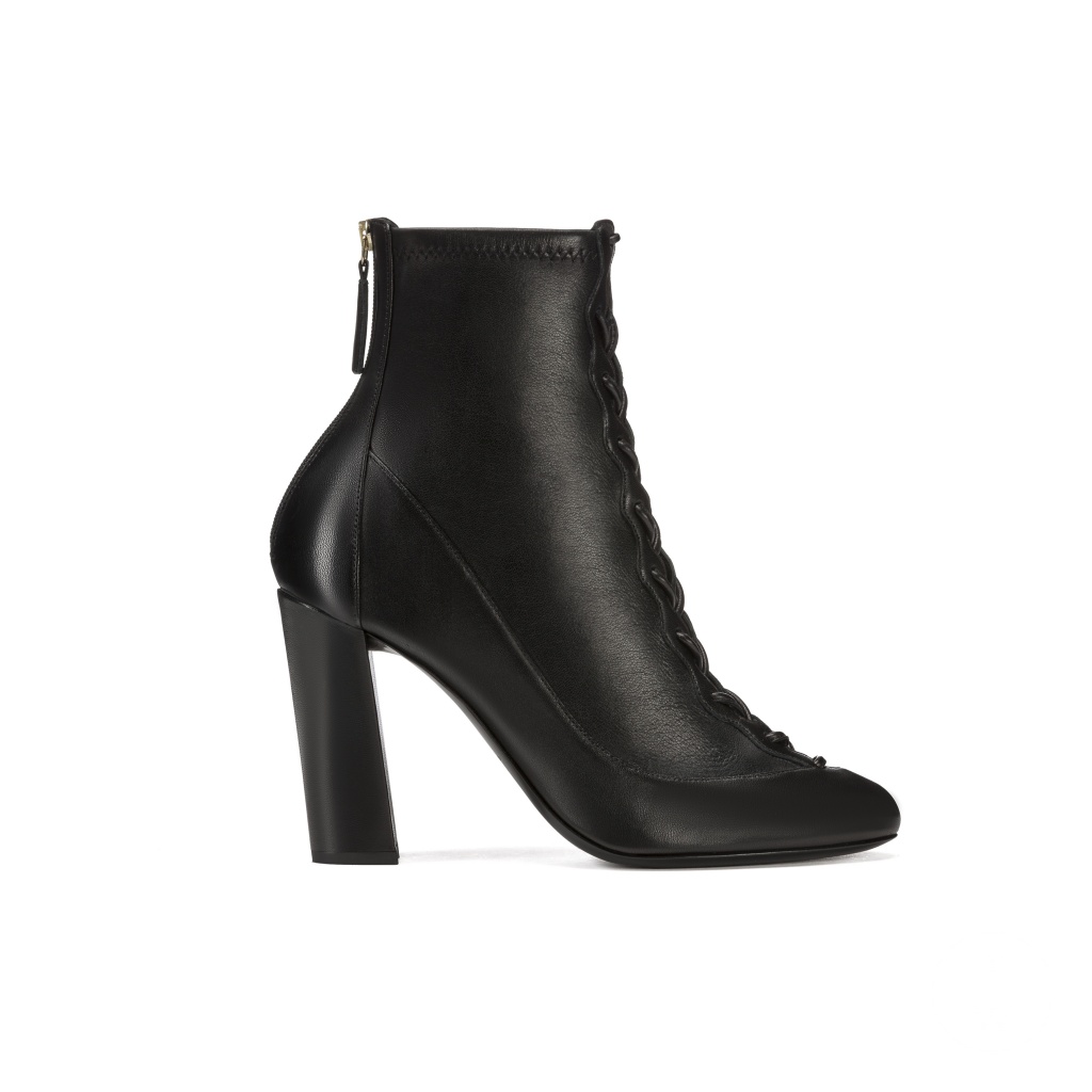 Fashion Week  Fall/Winter 2017 look 22 from the Giorgio Armani collection womenswear accessories