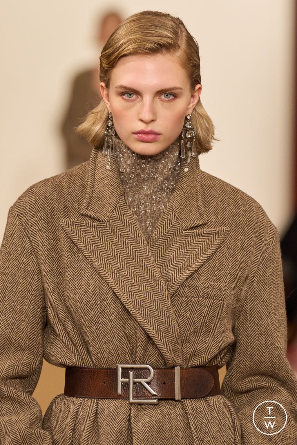 Fashion Week New York Fall/Winter 2024 look 15 from the Ralph Lauren collection 女装配饰