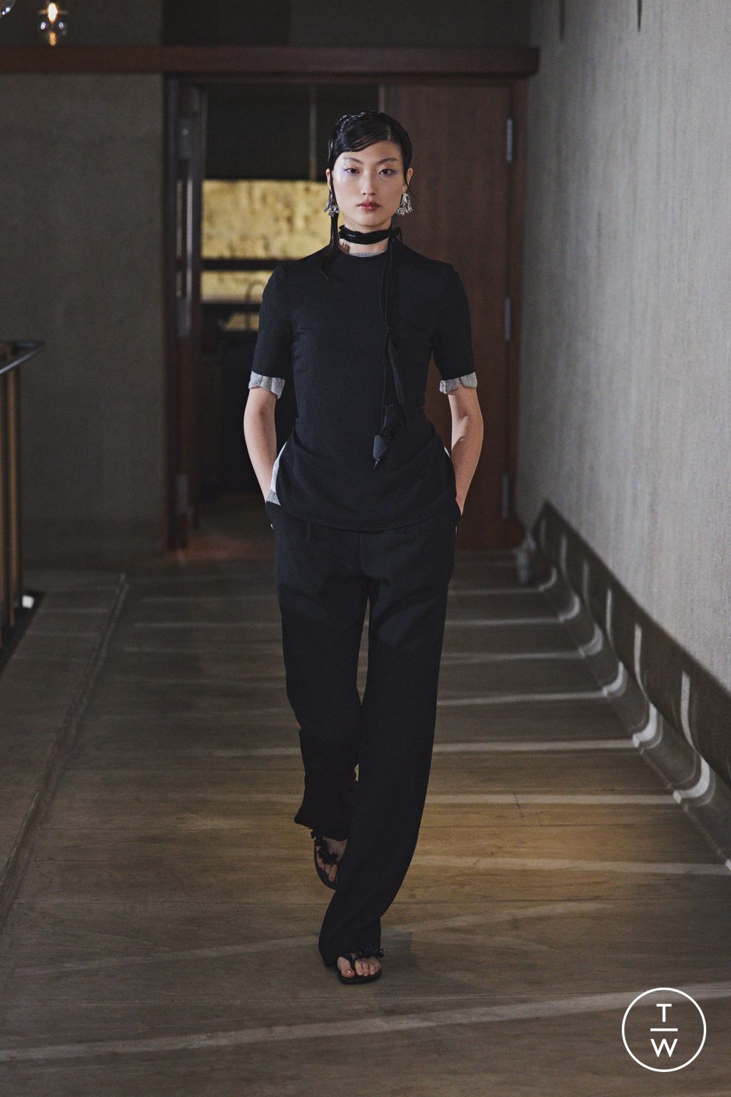 Fashion Week Paris Spring/Summer 2026 look 15 from the Mame Kurogouchi collection womenswear
