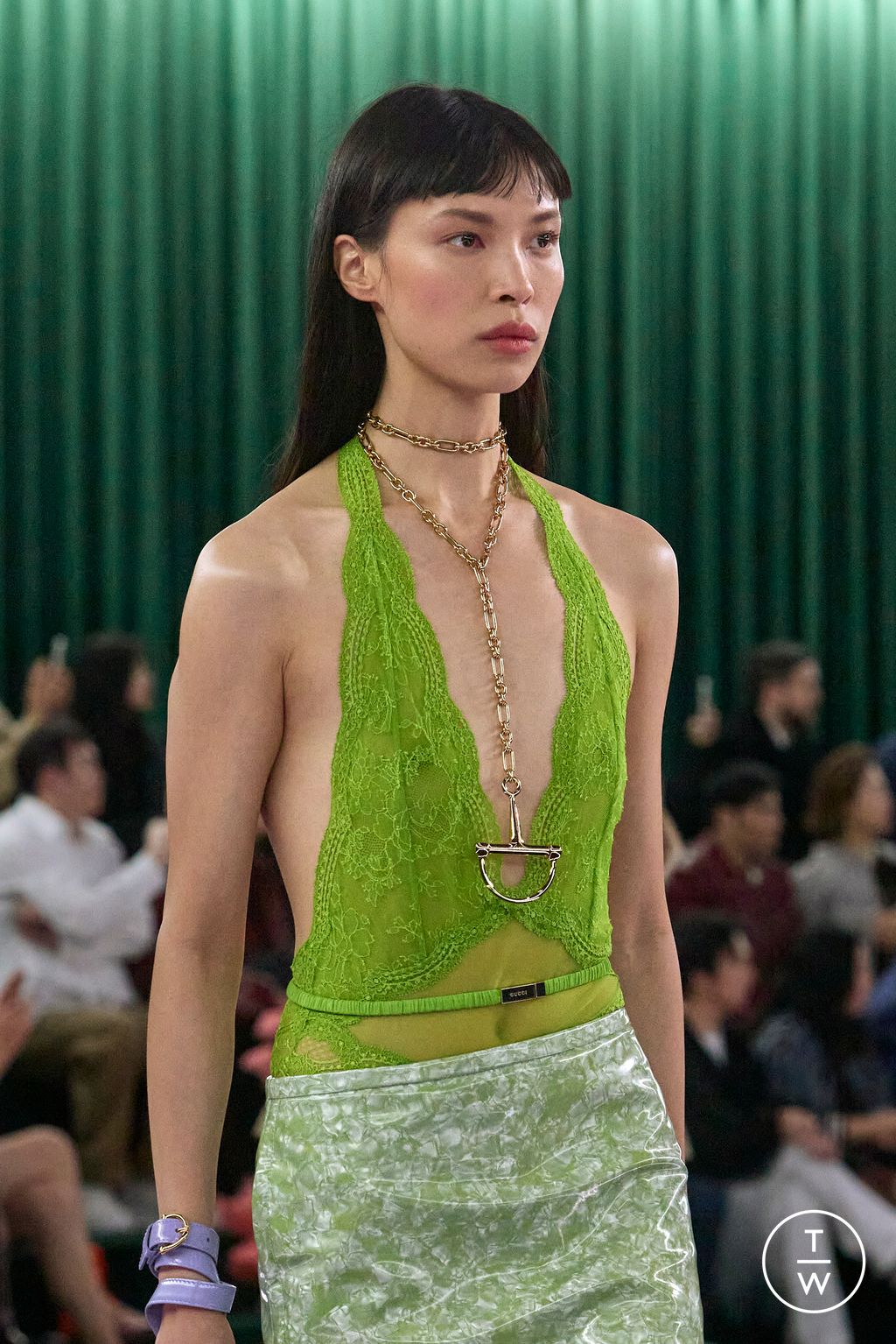 Fashion Week Milan Fall/Winter 2025 look 19 from the Gucci collection womenswear accessories