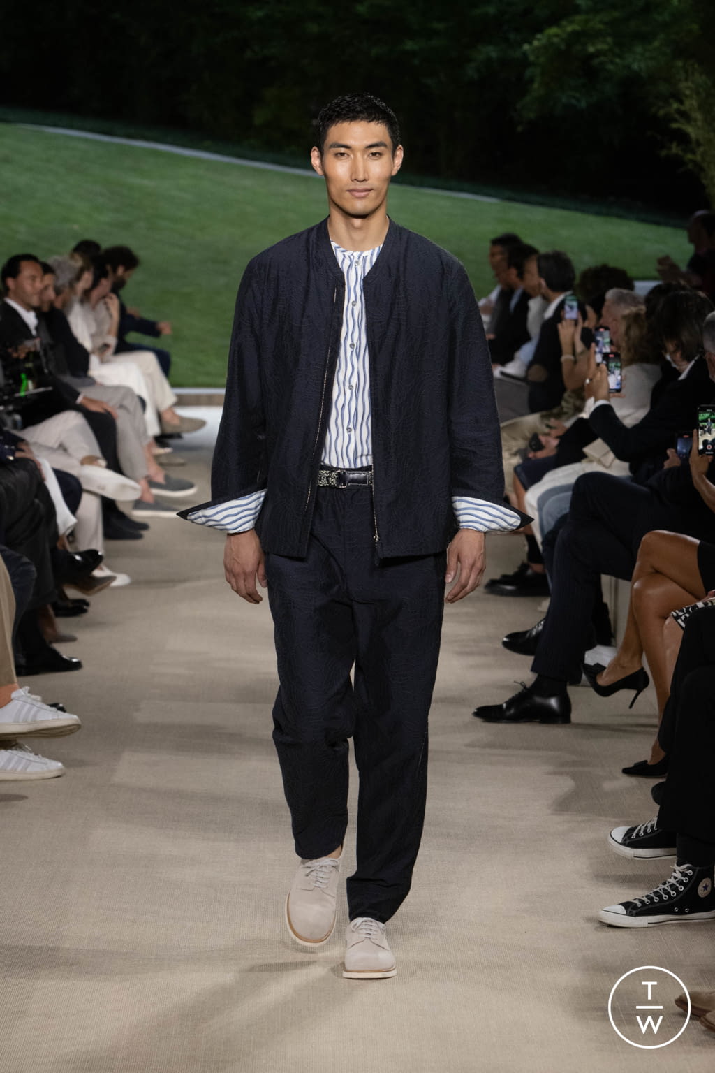 Fashion Week Milan Spring/Summer 2022 look 16 from the Giorgio Armani collection menswear